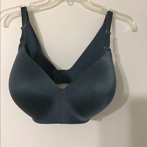 Soma bra 38DD vanishing back wireless bra